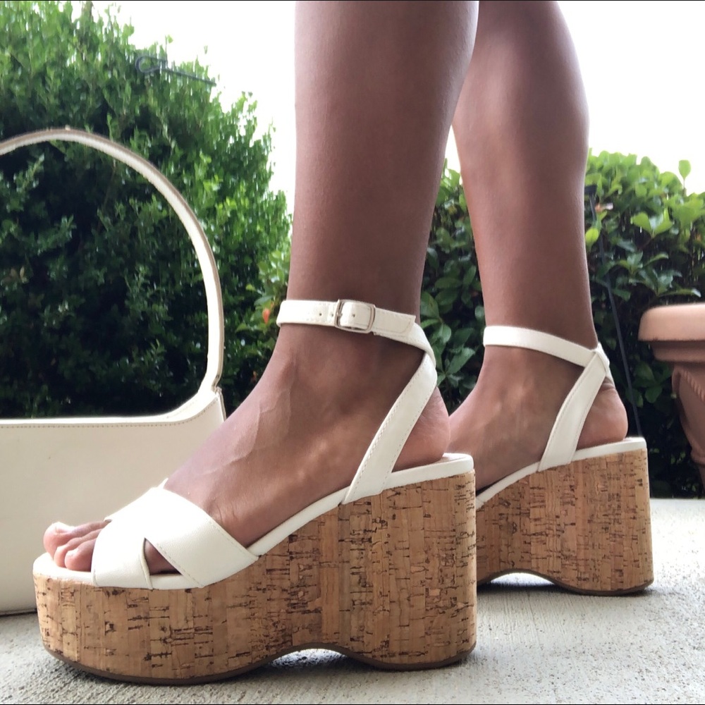 ♡ platform single strap heels ♡